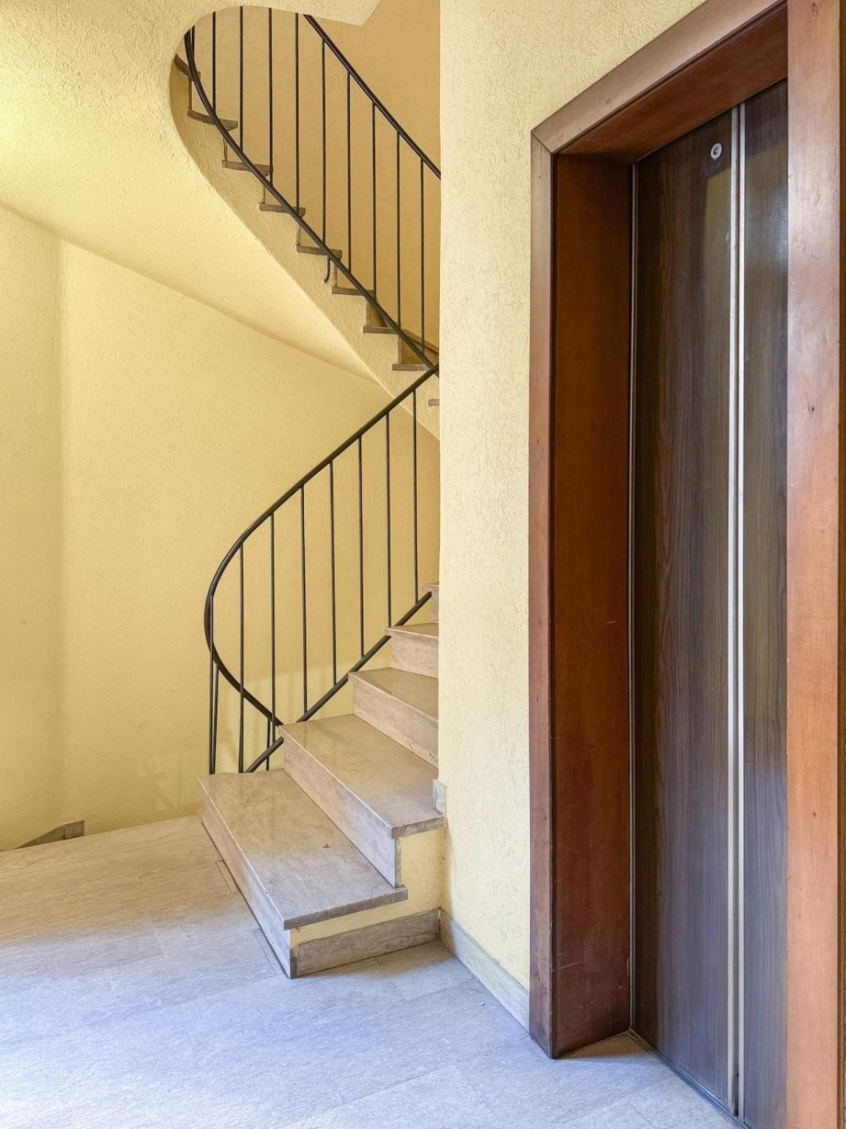 Flower - New Bright In Brera Appartement Milan
